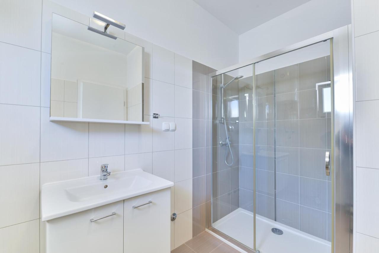 Apartment By The Sea Nin, Zadar - 13172 Nin