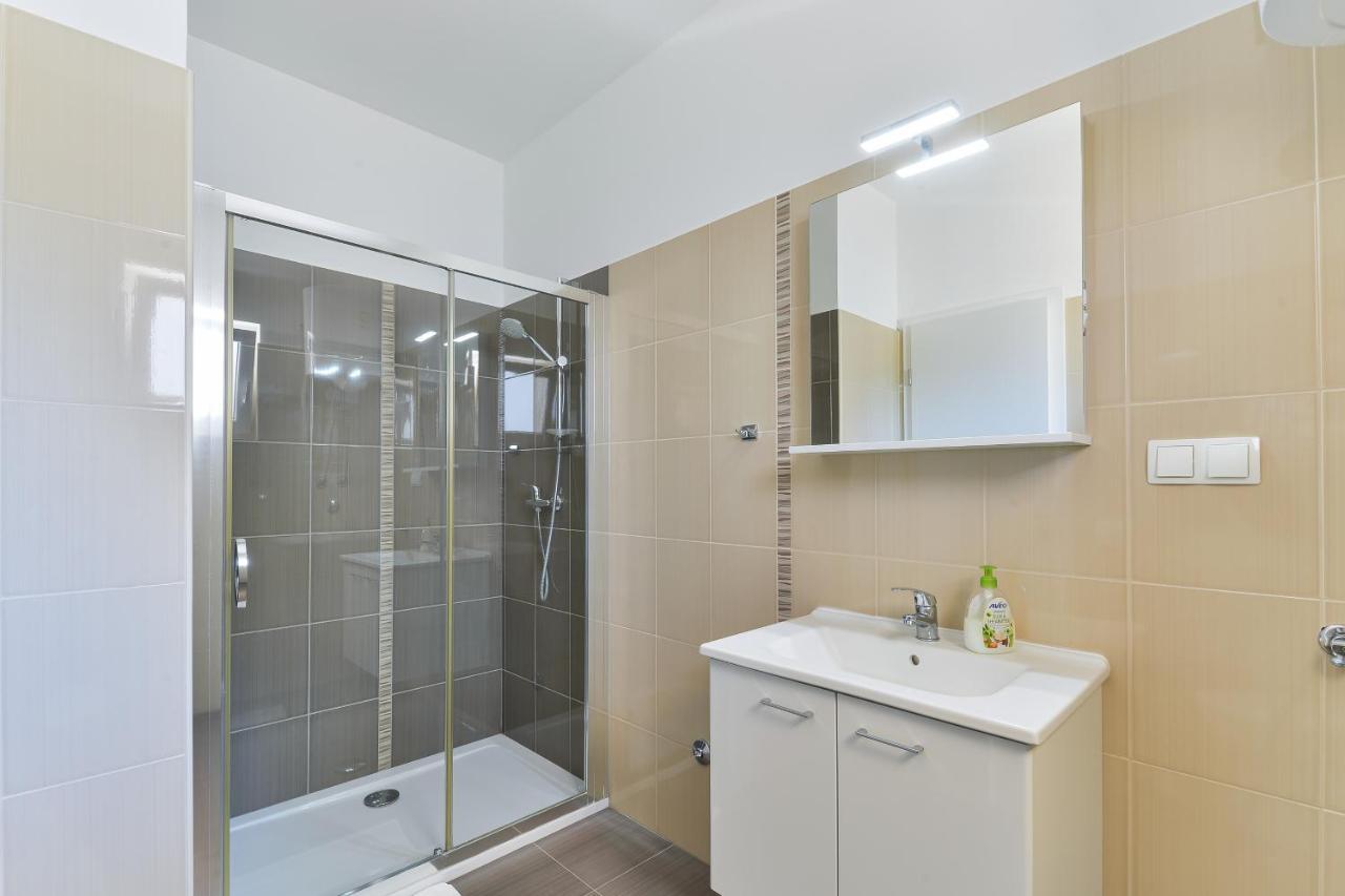Apartment By The Sea Nin, Zadar - 13172
