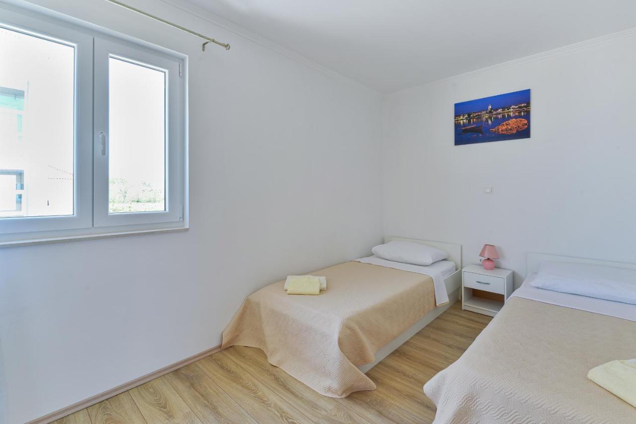 Apartment By The Sea Nin, Zadar - 13172 Nin