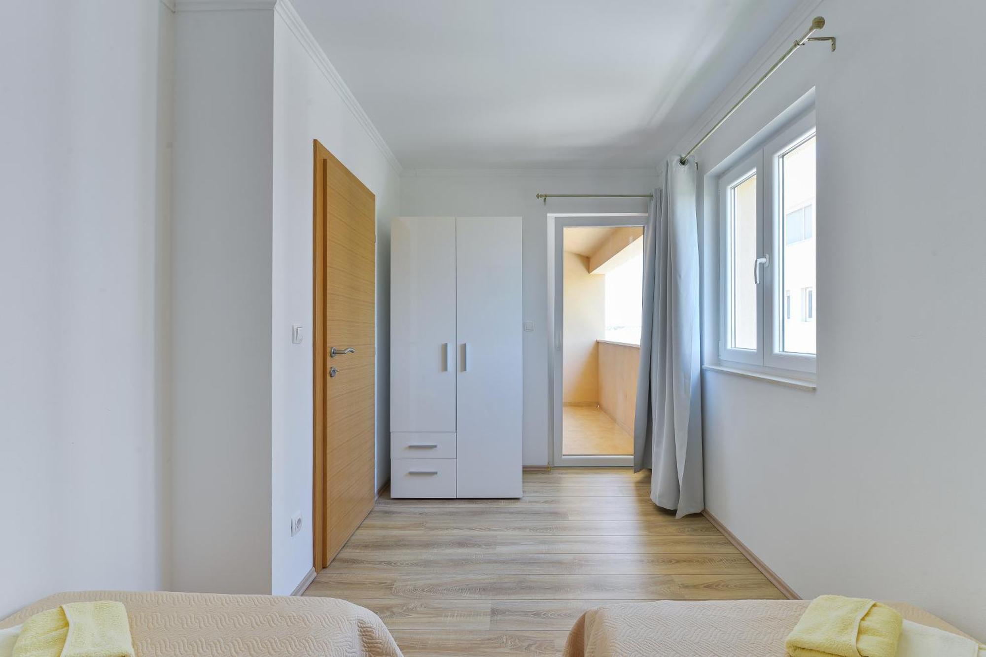 Apartment By The Sea Nin, Zadar - 13172 Nin