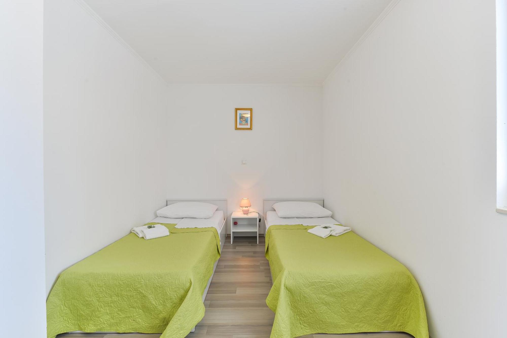 Apartment By The Sea Nin, Zadar - 13172 Nin